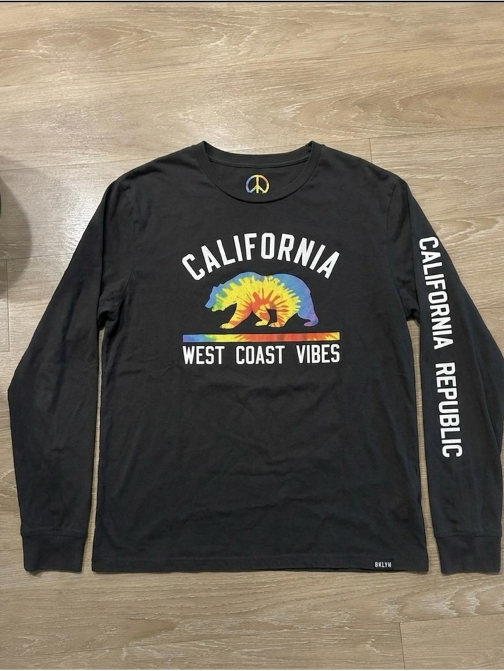 Brooklyn Cloth Black Long-Sleeve "California West Coast Vibes" Tee